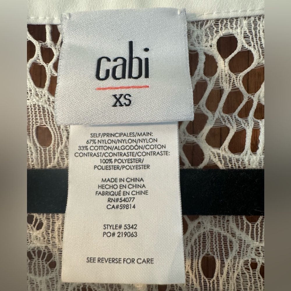 Cabi Sheer Daisy Lace Top- XS - Picture 5 of 6
